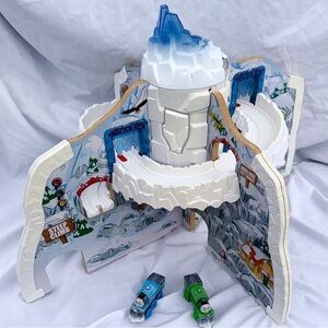 Thomas & Friends Wooden Railway Rumble & Race Mountain Incomplete